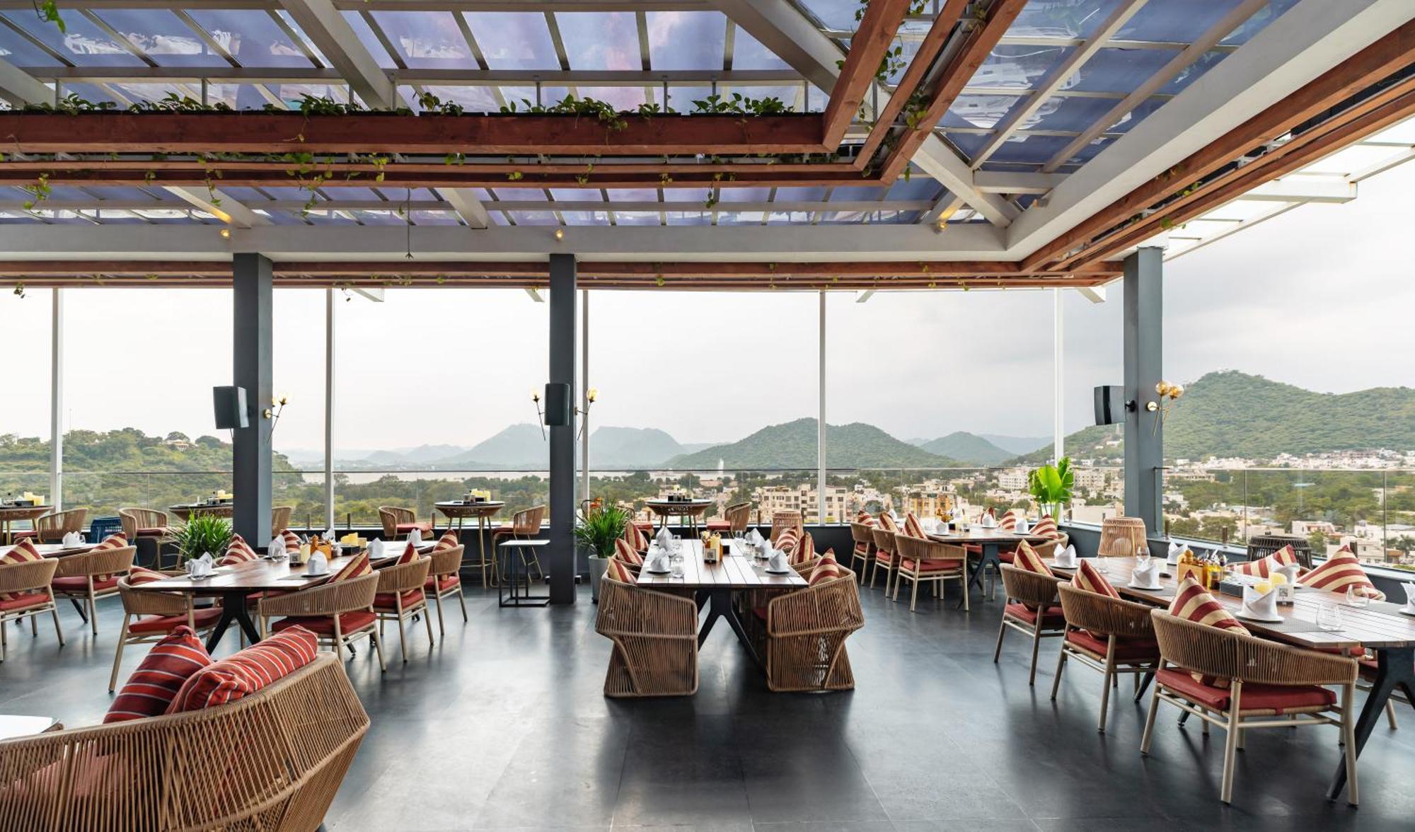 Parallel Hotel Udaipur, A Member Of Radisson Individuals ภายนอก รูปภาพ