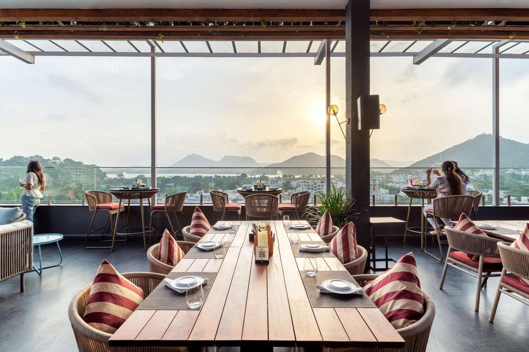 Parallel Hotel Udaipur, A Member Of Radisson Individuals ภายนอก รูปภาพ