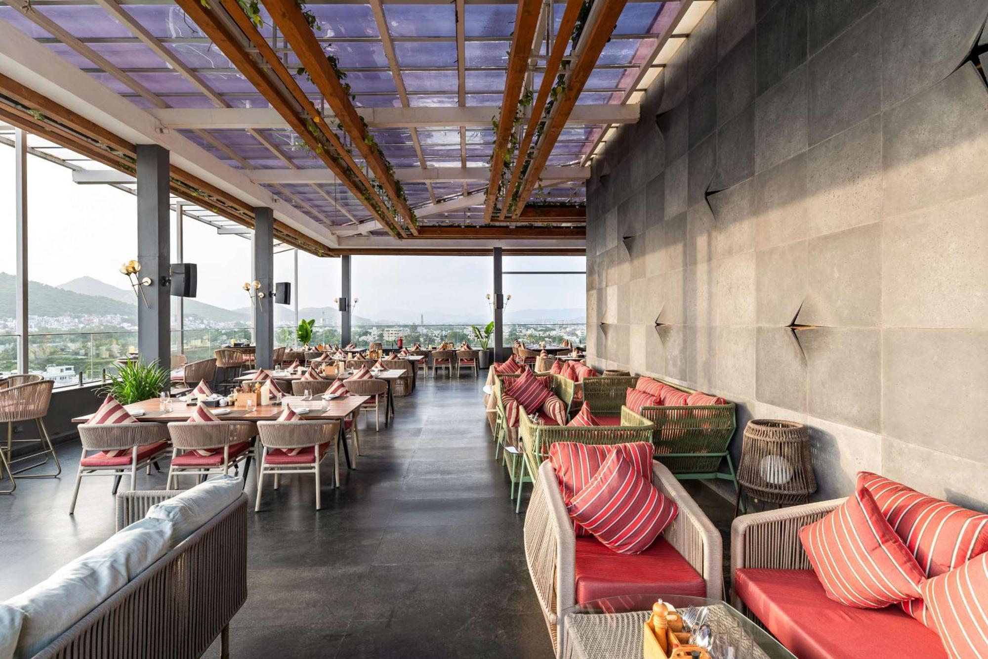 Parallel Hotel Udaipur, A Member Of Radisson Individuals ภายนอก รูปภาพ