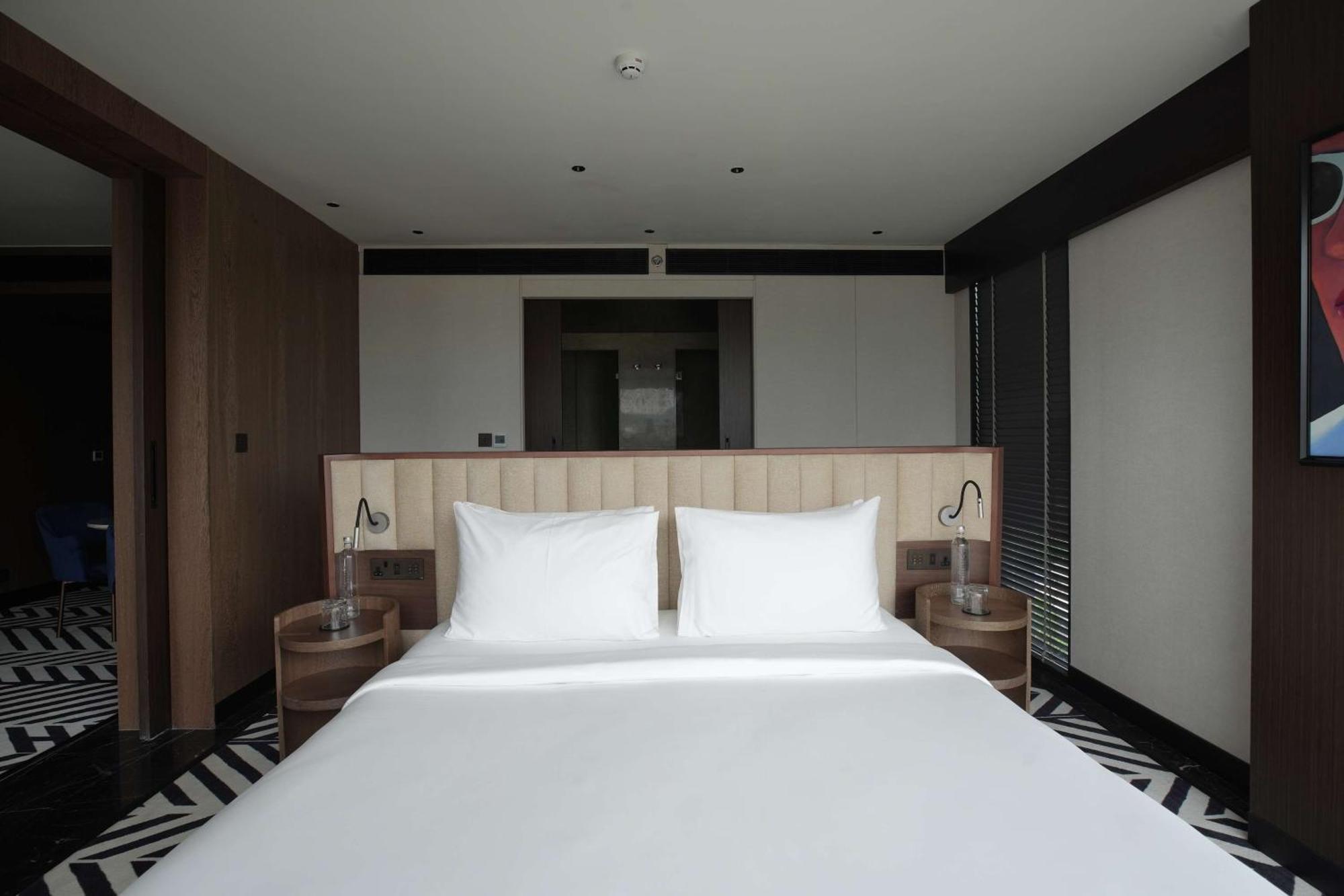 Parallel Hotel Udaipur, A Member Of Radisson Individuals ภายนอก รูปภาพ